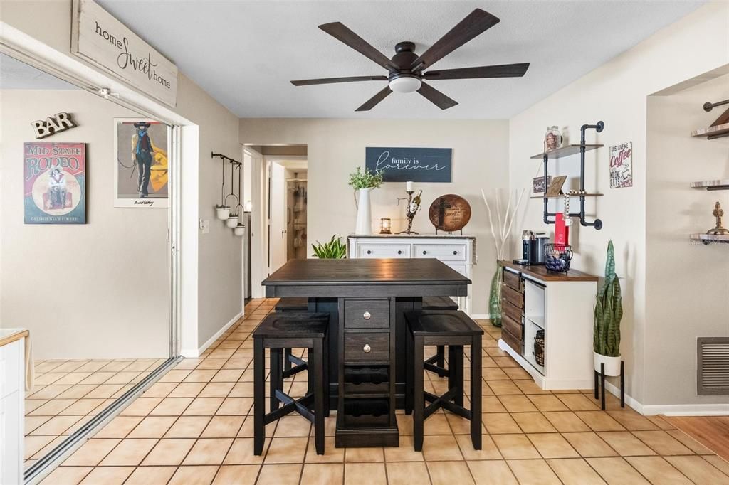 待售: $559,000 (3 贝兹, 2 浴室, 1480 平方英尺)