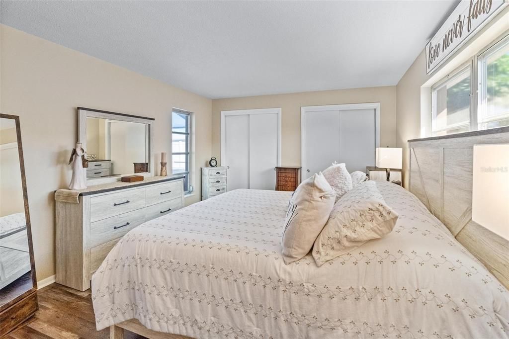 待售: $559,000 (3 贝兹, 2 浴室, 1480 平方英尺)