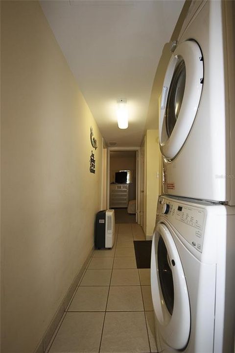 For Rent: $4,275 (2 beds, 2 baths, 1080 Square Feet)