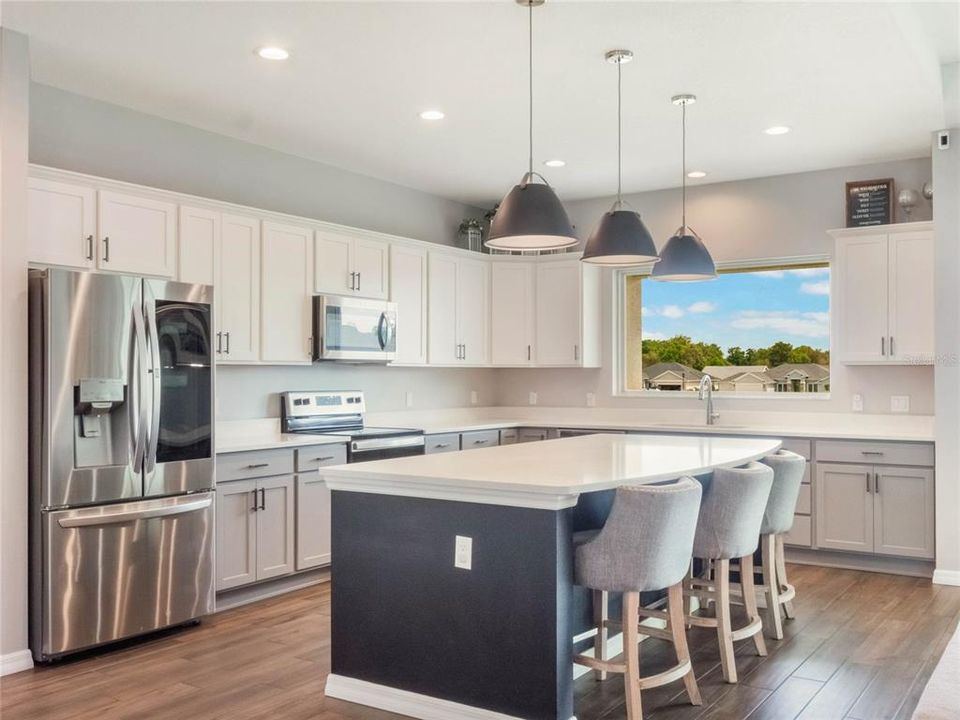 For Sale: $405,000 (3 beds, 2 baths, 2297 Square Feet)