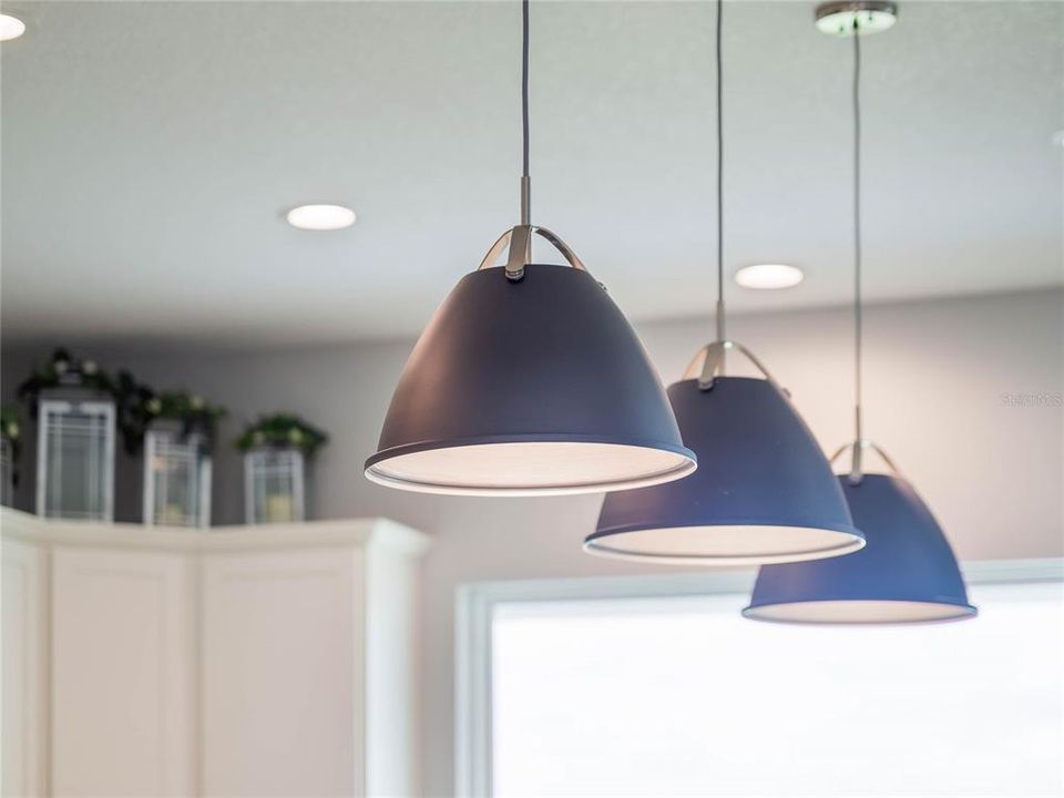 For Sale: $405,000 (3 beds, 2 baths, 2297 Square Feet)