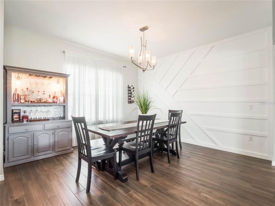 For Sale: $405,000 (3 beds, 2 baths, 2297 Square Feet)