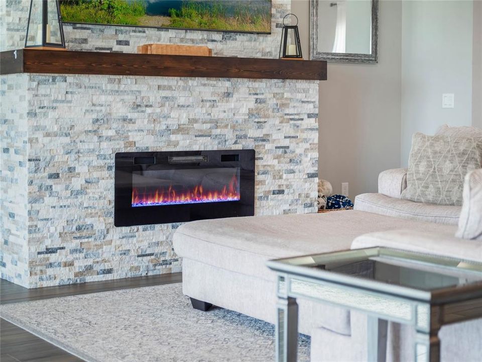 For Sale: $405,000 (3 beds, 2 baths, 2297 Square Feet)