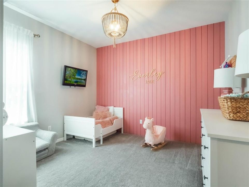 For Sale: $405,000 (3 beds, 2 baths, 2297 Square Feet)