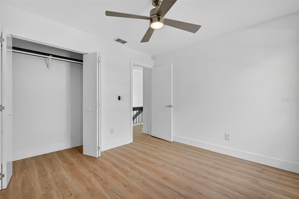 En Venta: $399,000 (3 camas, 2 baños, 1393 Pies cuadrados)