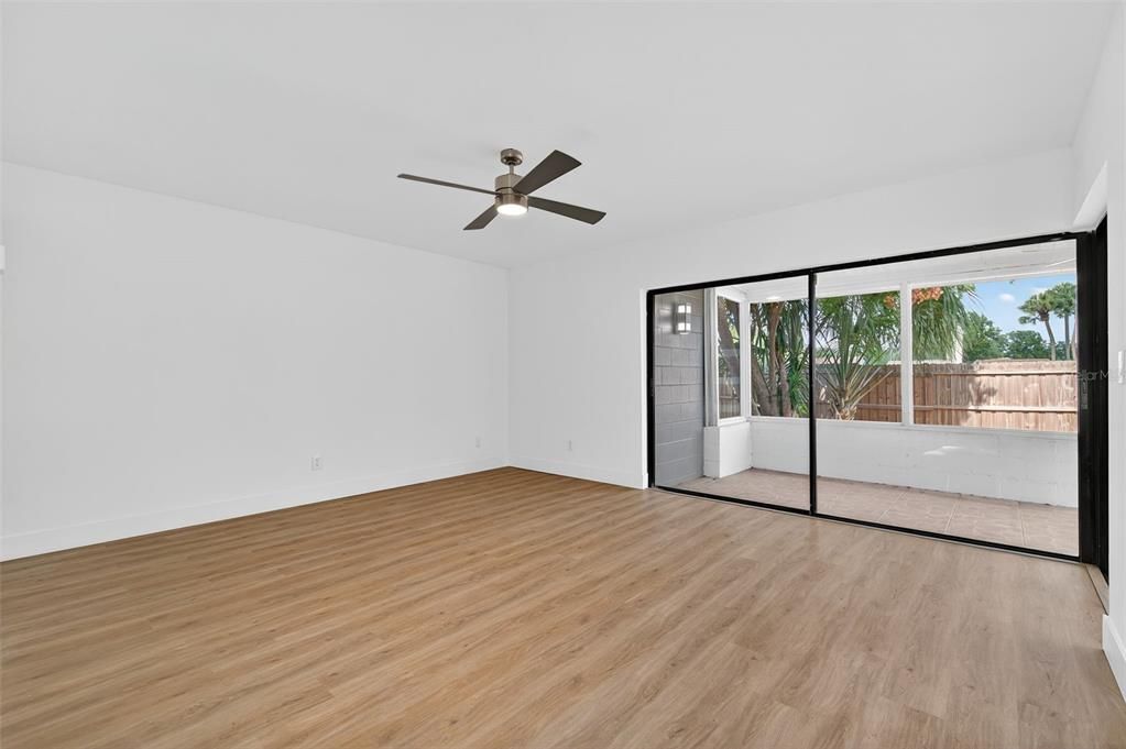 En Venta: $399,000 (3 camas, 2 baños, 1393 Pies cuadrados)