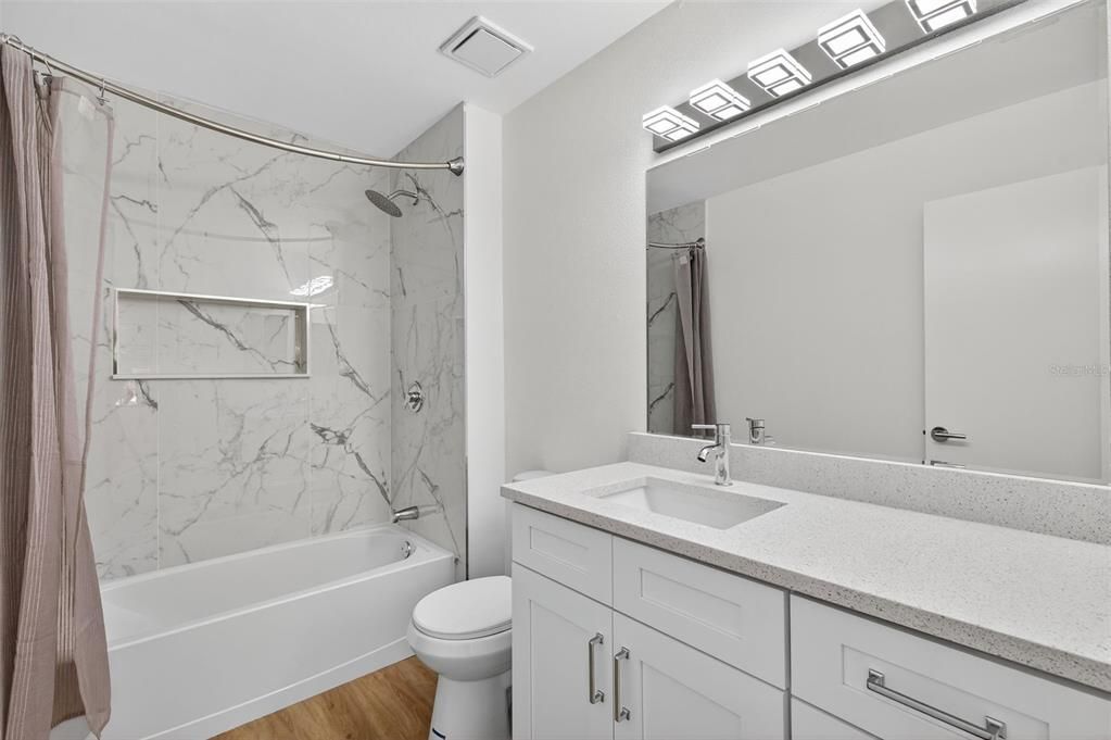 En Venta: $399,000 (3 camas, 2 baños, 1393 Pies cuadrados)