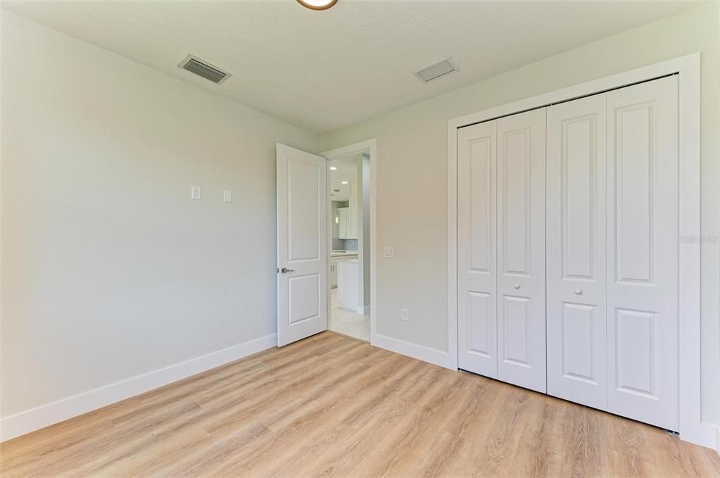 For Sale: $415,000 (4 beds, 2 baths, 1826 Square Feet)