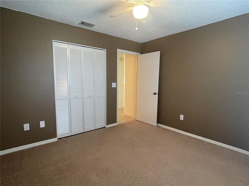 Active With Contract: $1,650 (2 beds, 2 baths, 1049 Square Feet)