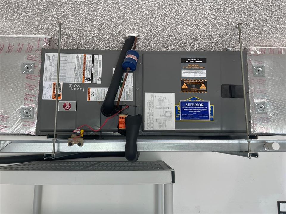 Active With Contract: $1,650 (2 beds, 2 baths, 1049 Square Feet)