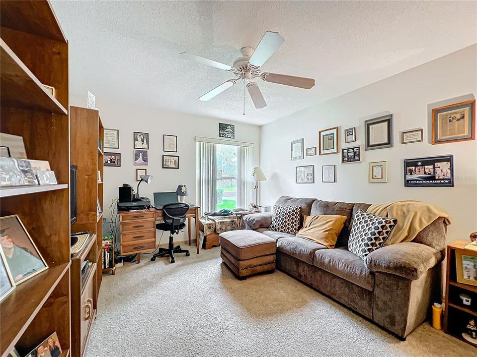 For Sale: $317,000 (3 beds, 2 baths, 1597 Square Feet)