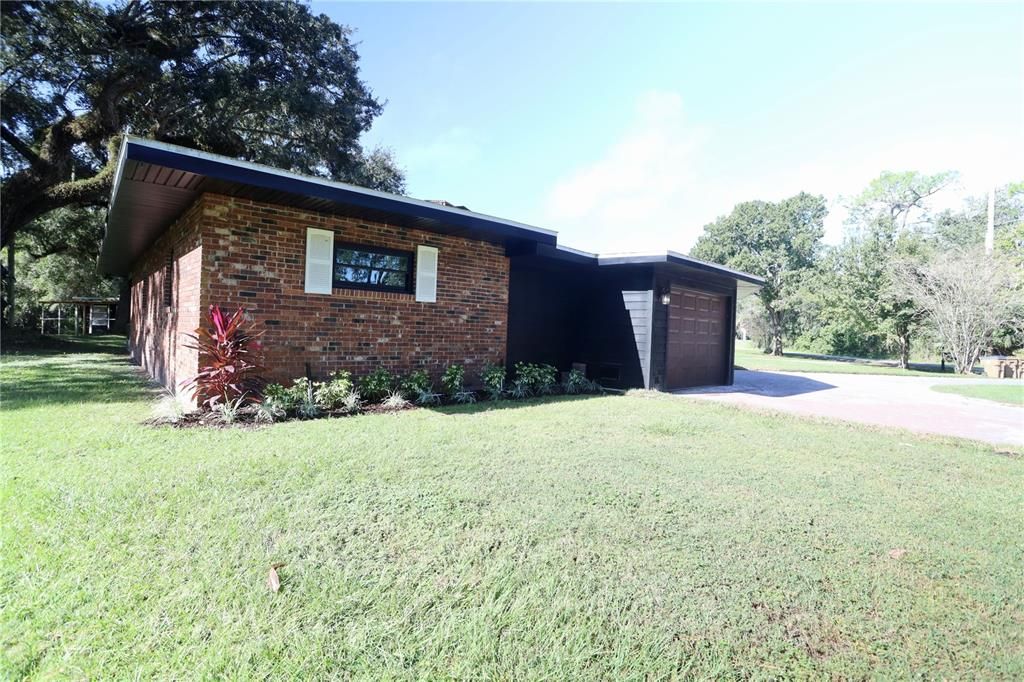 Activo con contrato: $495,000 (3 camas, 3 baños, 1515 Pies cuadrados)