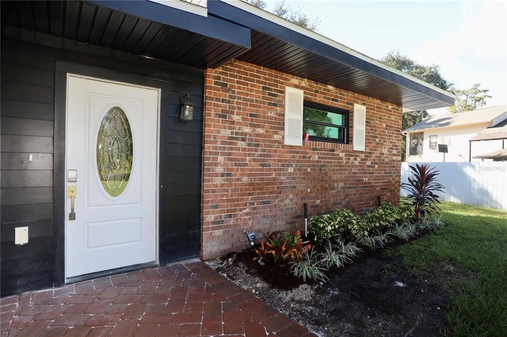 Activo con contrato: $495,000 (3 camas, 3 baños, 1515 Pies cuadrados)