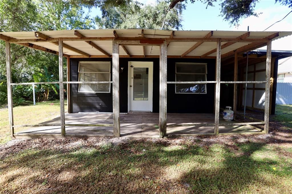 Activo con contrato: $495,000 (3 camas, 3 baños, 1515 Pies cuadrados)