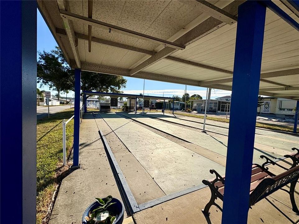 For Sale: $99,900 (2 beds, 2 baths, 806 Square Feet)