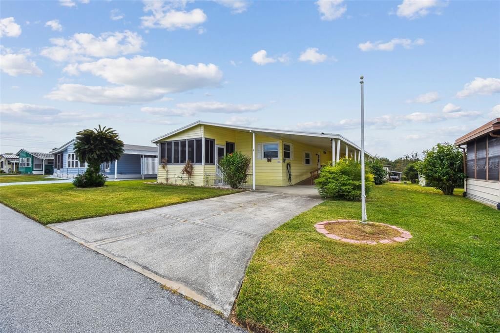 На продажу: $159,900 (2 спален, 2 ванн, 1316 Квадратных фут)