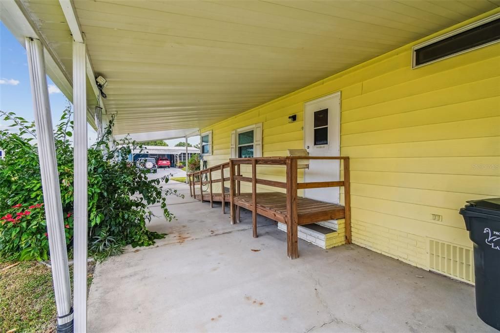 На продажу: $159,900 (2 спален, 2 ванн, 1316 Квадратных фут)