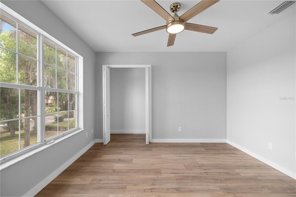 For Rent: $3,500 (5 beds, 4 baths, 3489 Square Feet)