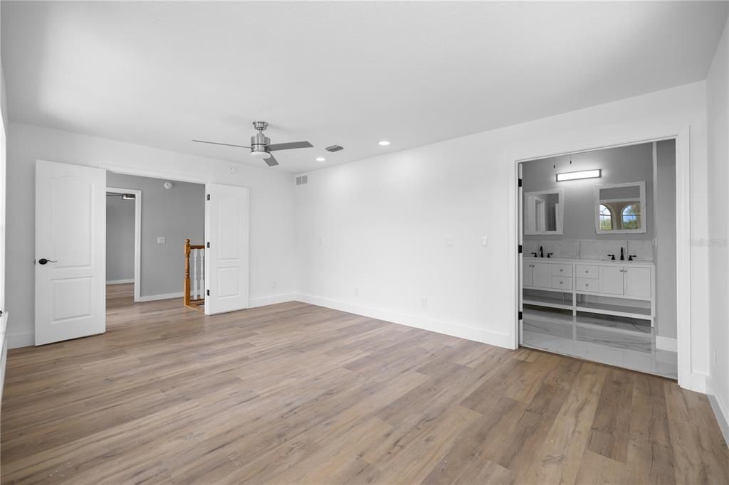 For Rent: $3,500 (5 beds, 4 baths, 3489 Square Feet)