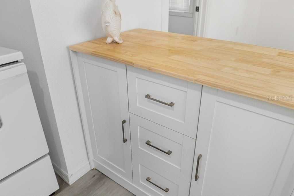 For Rent: $1,500 (1 beds, 1 baths, 420 Square Feet)