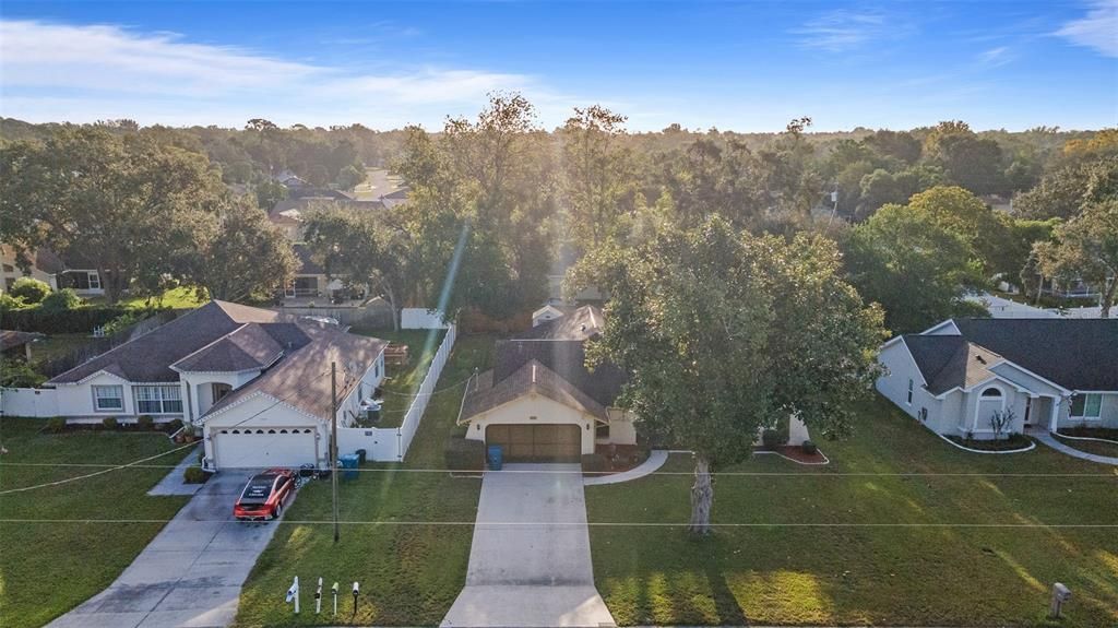 合同活跃: $279,900 (3 贝兹, 2 浴室, 1493 平方英尺)