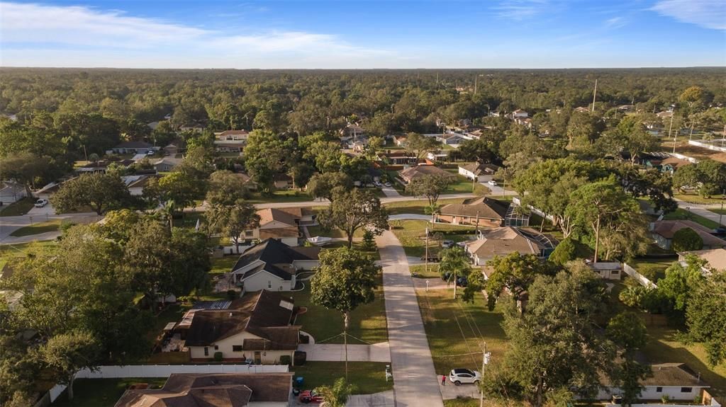 合同活跃: $279,900 (3 贝兹, 2 浴室, 1493 平方英尺)