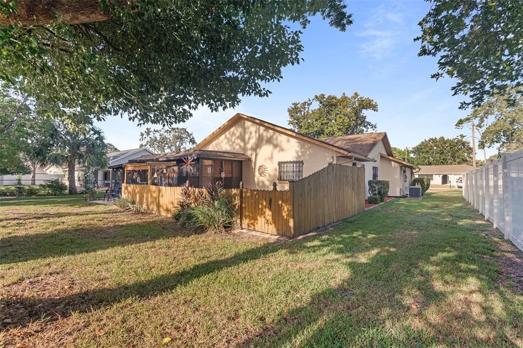 合同活跃: $279,900 (3 贝兹, 2 浴室, 1493 平方英尺)