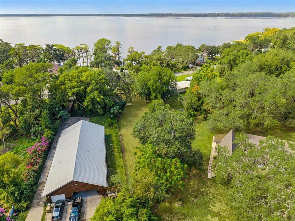 En Venta: $230,000 (0.33 acres)