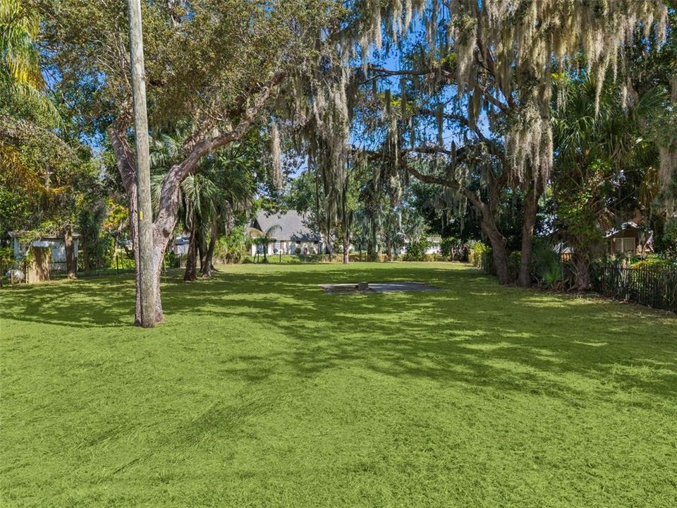 En Venta: $230,000 (0.33 acres)