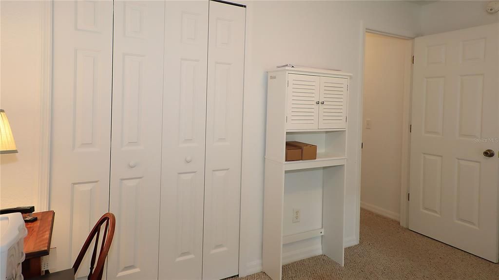 For Sale: $269,000 (3 beds, 2 baths, 1317 Square Feet)