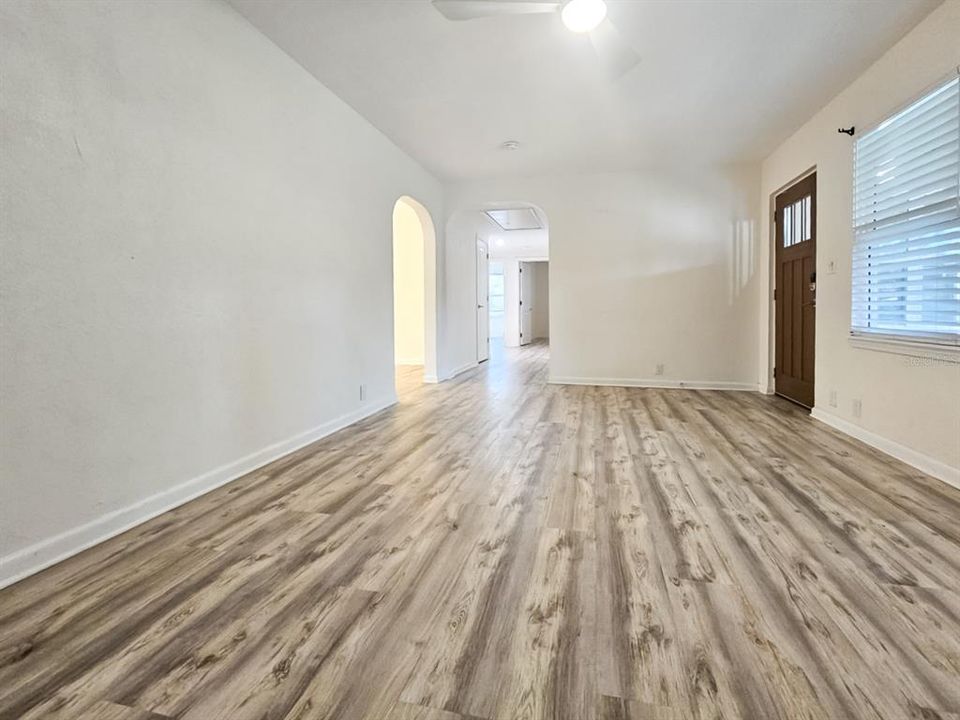 For Rent: $2,200 (4 beds, 2 baths, 2025 Square Feet)