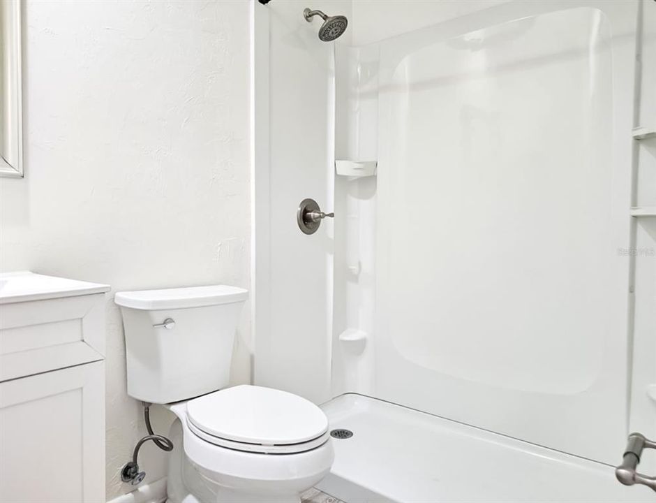 For Rent: $2,200 (4 beds, 2 baths, 2025 Square Feet)