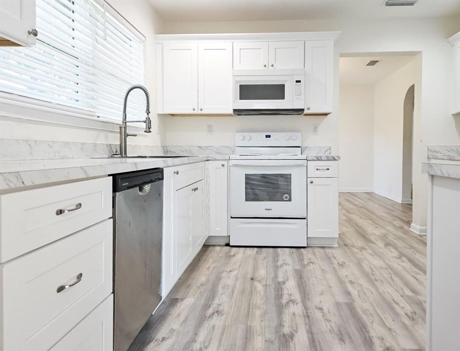 For Rent: $2,200 (4 beds, 2 baths, 2025 Square Feet)