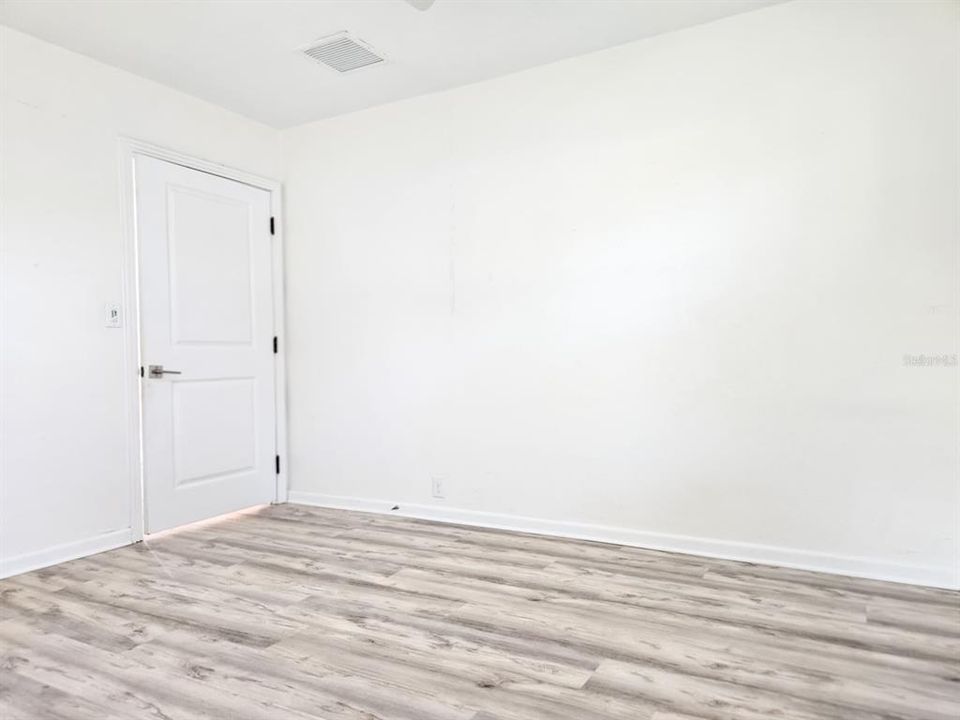 For Rent: $2,200 (4 beds, 2 baths, 2025 Square Feet)