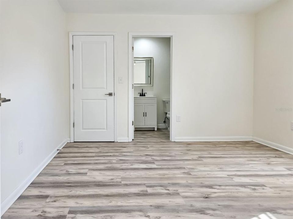 For Rent: $2,200 (4 beds, 2 baths, 2025 Square Feet)