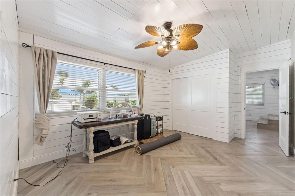 待售: $485,000 (4 贝兹, 2 浴室, 1901 平方英尺)