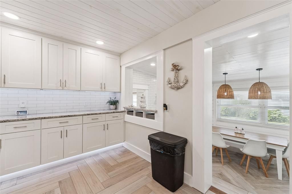 待售: $485,000 (4 贝兹, 2 浴室, 1901 平方英尺)