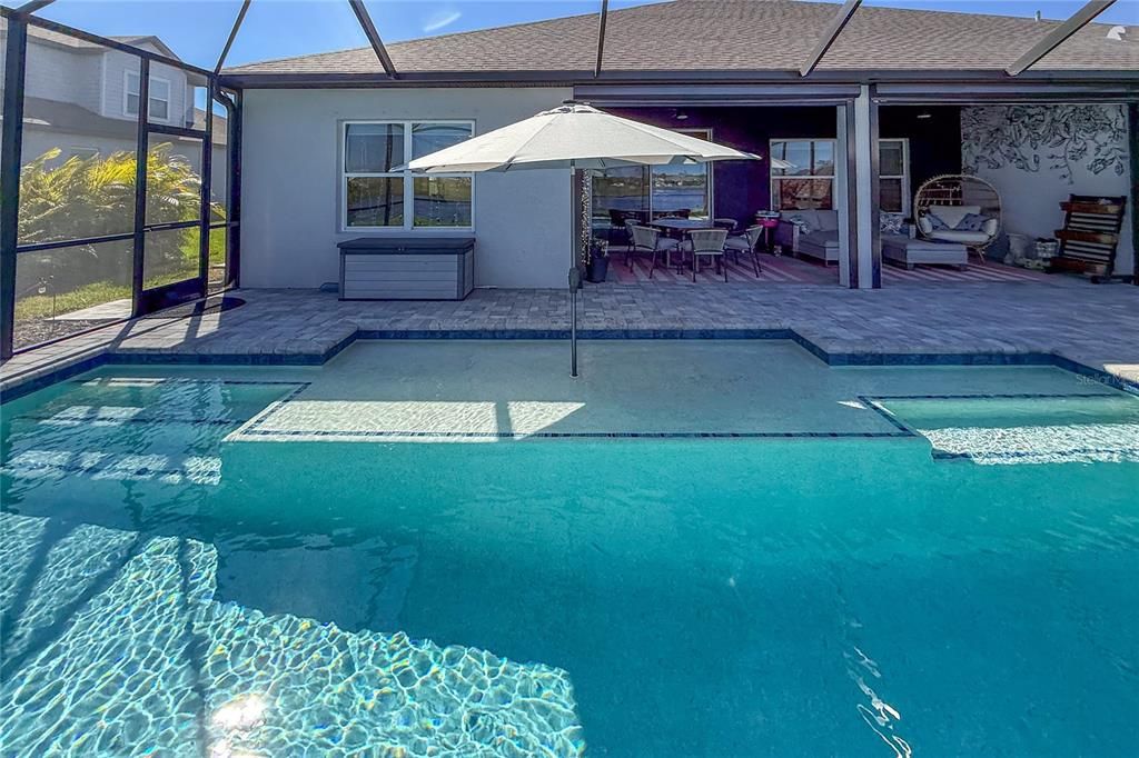 For Sale: $850,000 (4 beds, 3 baths, 3300 Square Feet)