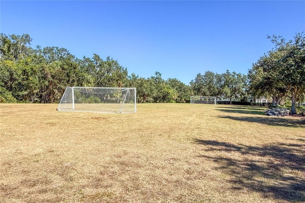 For Sale: $850,000 (4 beds, 3 baths, 3300 Square Feet)