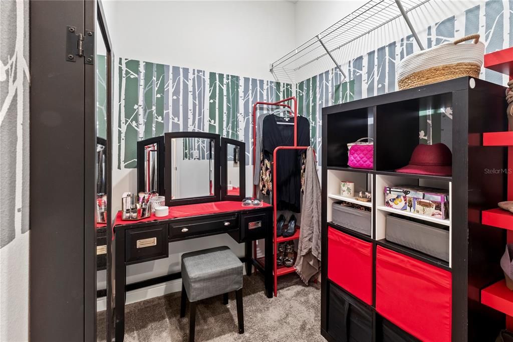 For Sale: $850,000 (4 beds, 3 baths, 3300 Square Feet)