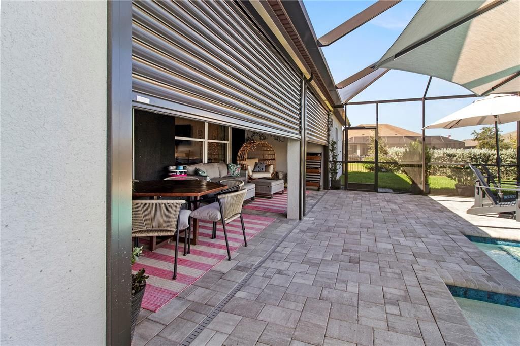 For Sale: $850,000 (4 beds, 3 baths, 3300 Square Feet)