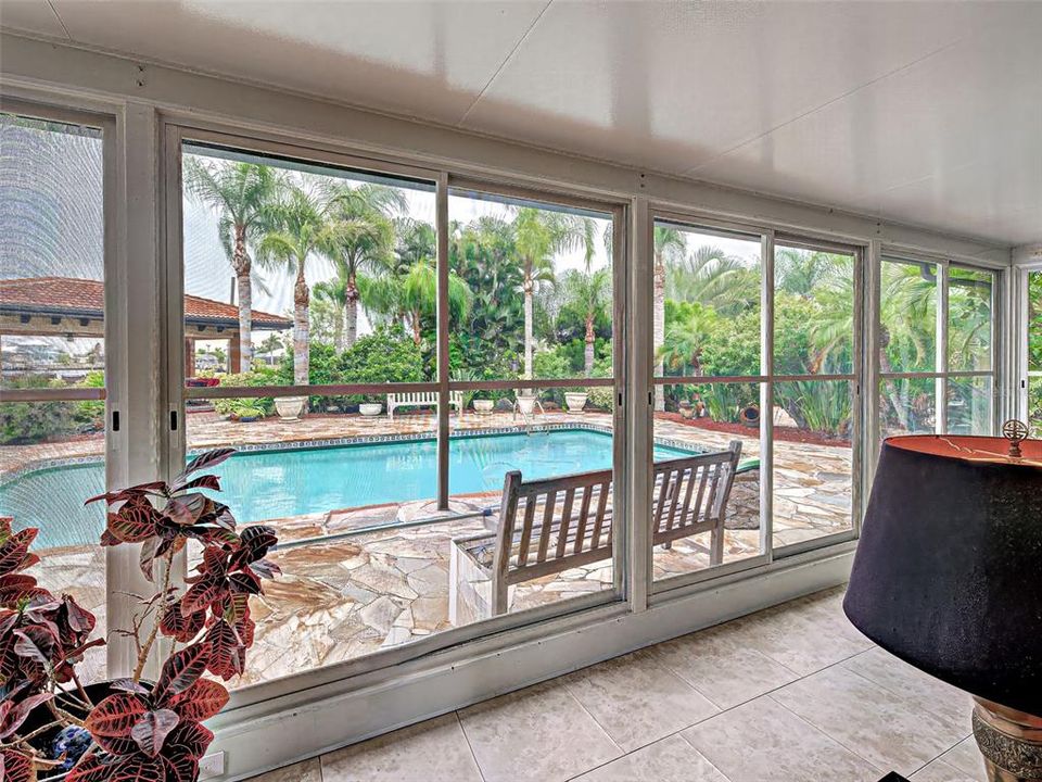 For Sale: $1,450,000 (4 beds, 3 baths, 3700 Square Feet)