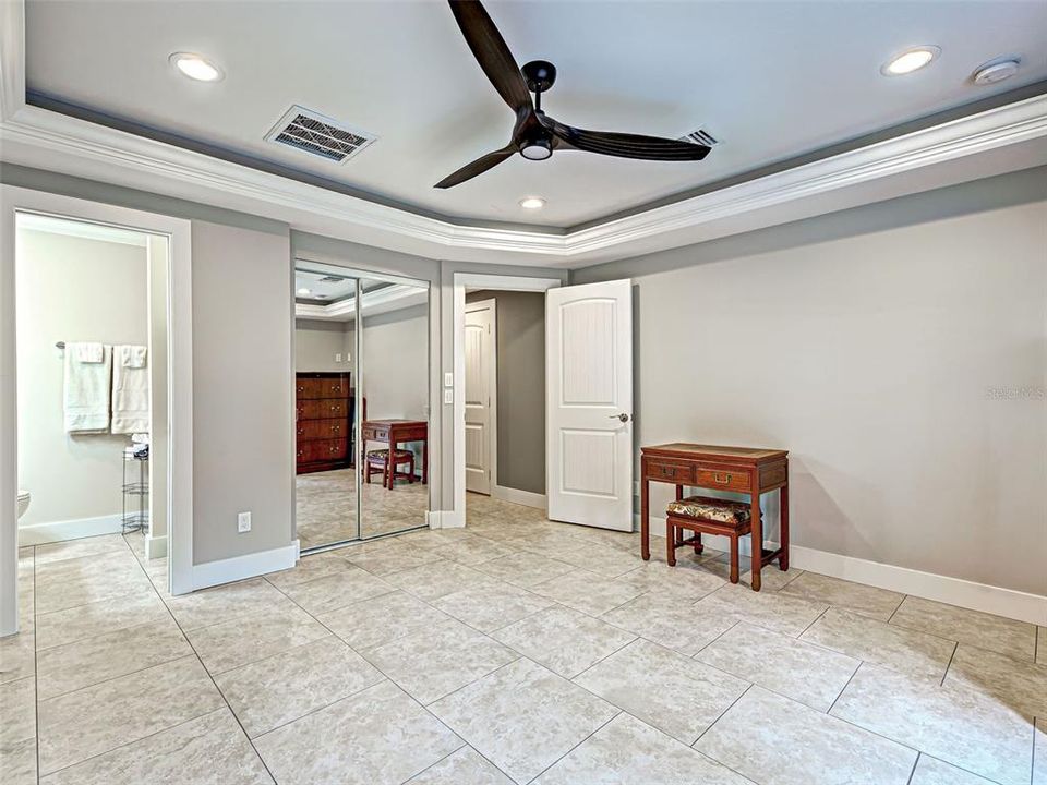 For Sale: $1,450,000 (4 beds, 3 baths, 3700 Square Feet)