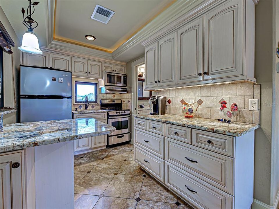 For Sale: $1,450,000 (4 beds, 3 baths, 3700 Square Feet)