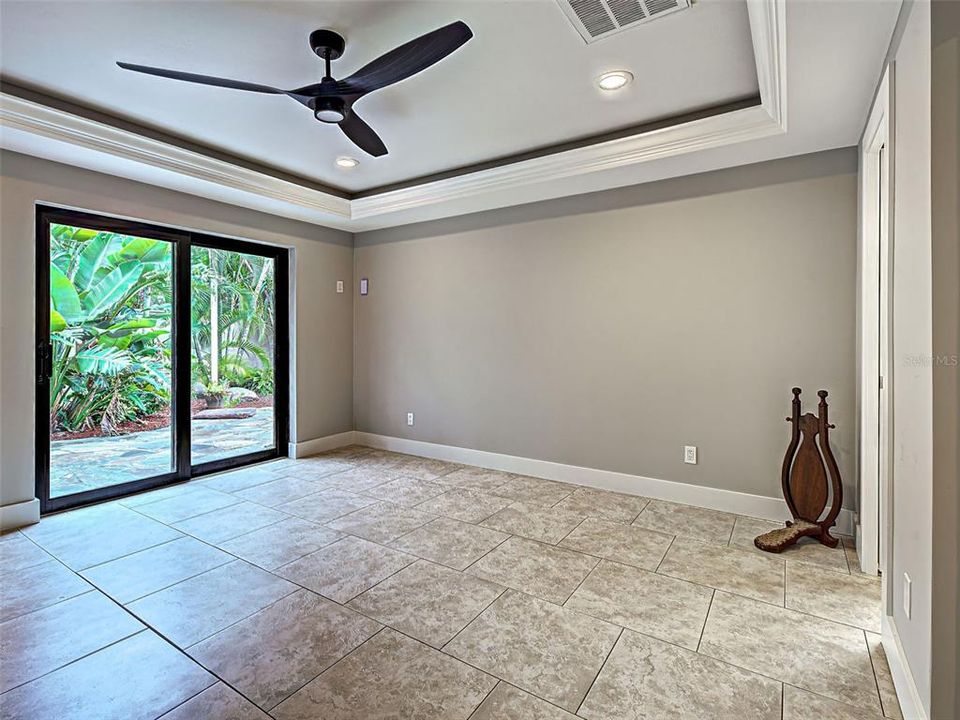 For Sale: $1,450,000 (4 beds, 3 baths, 3700 Square Feet)