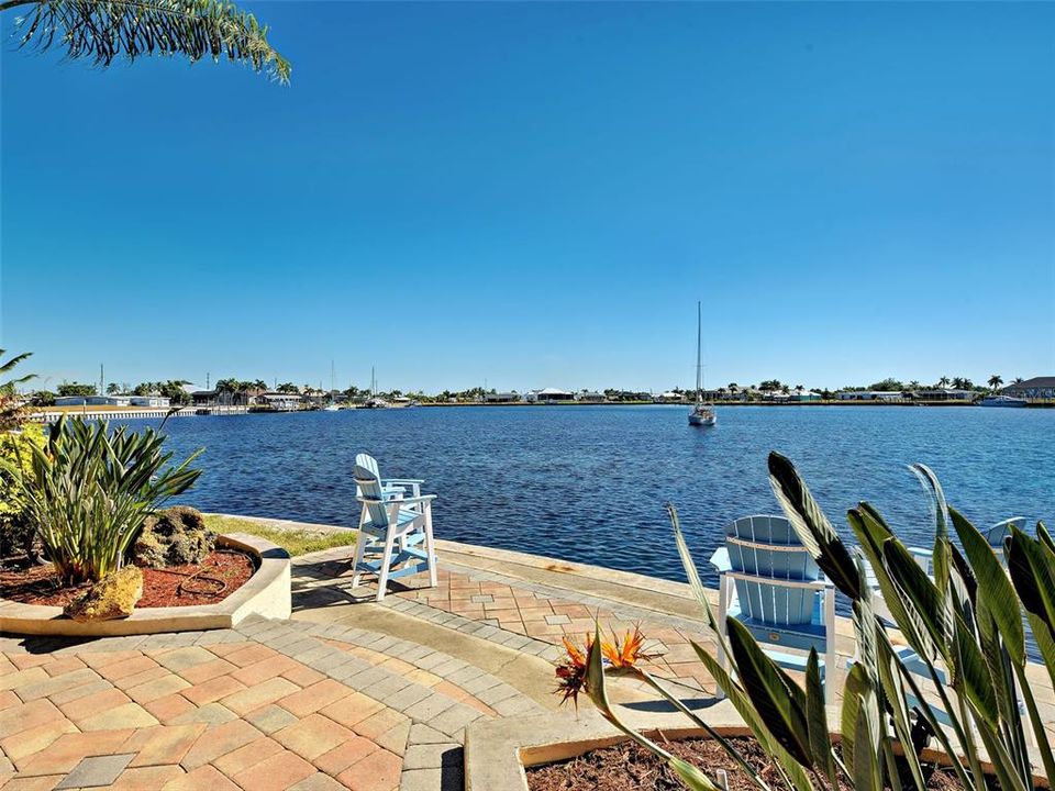 For Sale: $1,450,000 (4 beds, 3 baths, 3700 Square Feet)