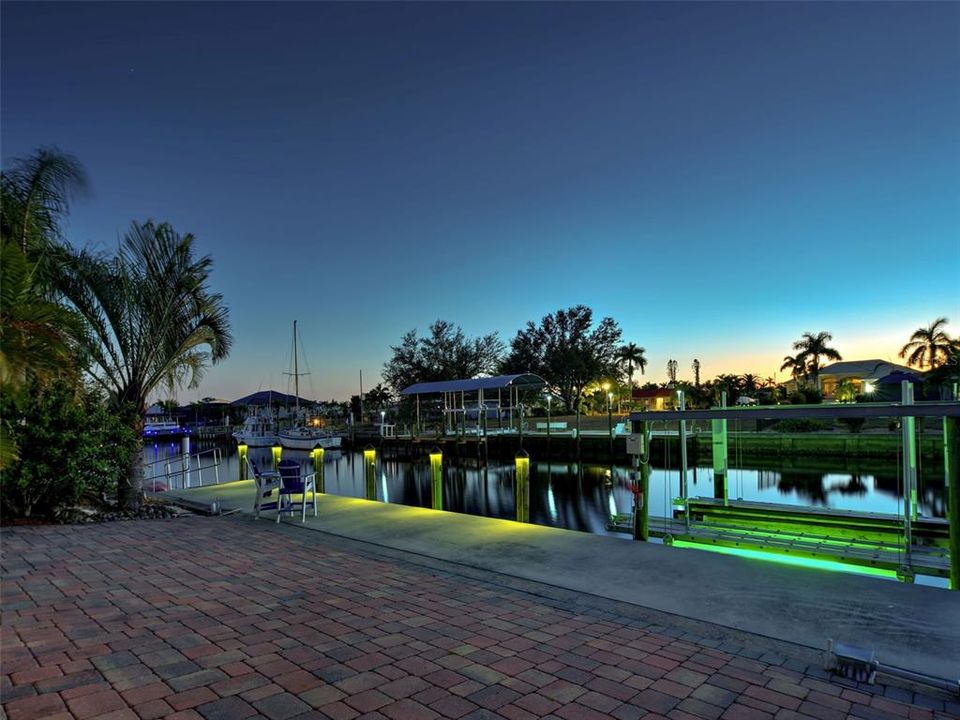 For Sale: $1,450,000 (4 beds, 3 baths, 3700 Square Feet)