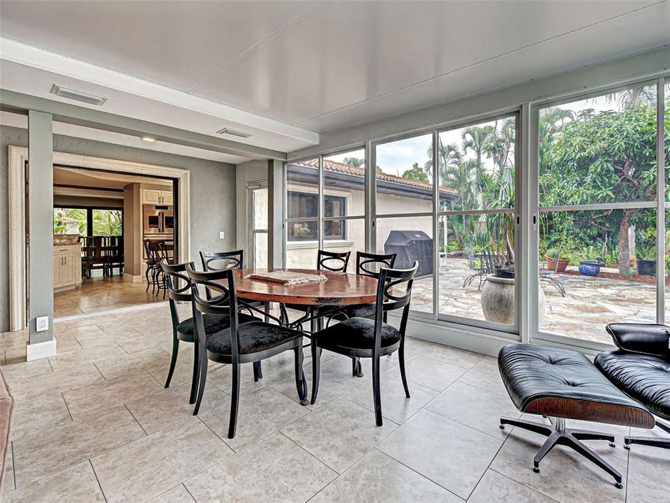 For Sale: $1,450,000 (4 beds, 3 baths, 3700 Square Feet)