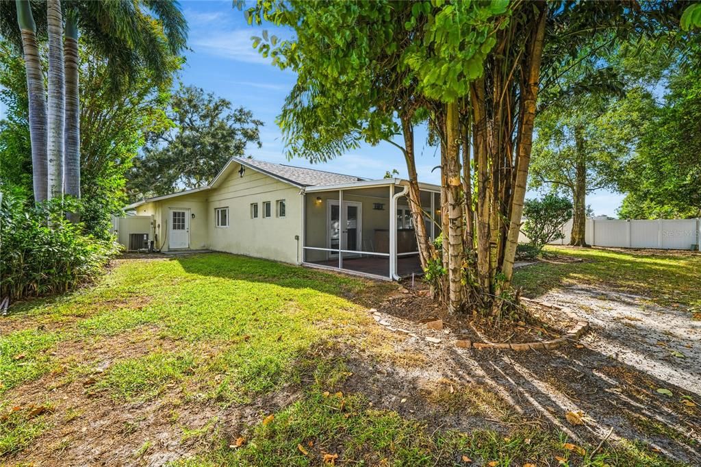 В аренду: $2,600 (3 спален, 2 ванн, 1590 Квадратных фут)