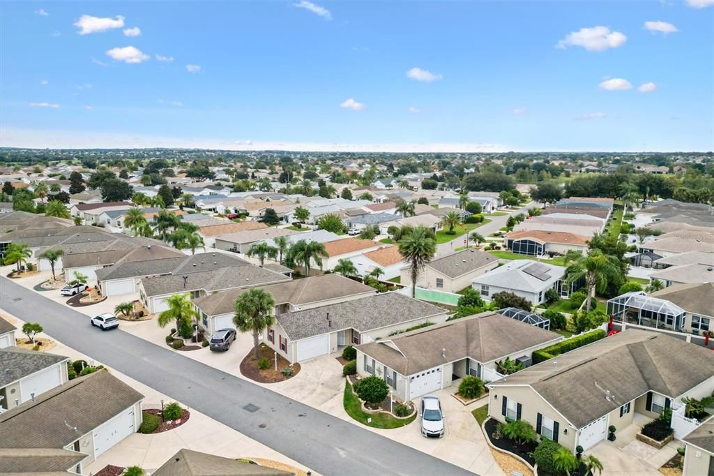 待售: $294,000 (2 贝兹, 2 浴室, 1182 平方英尺)